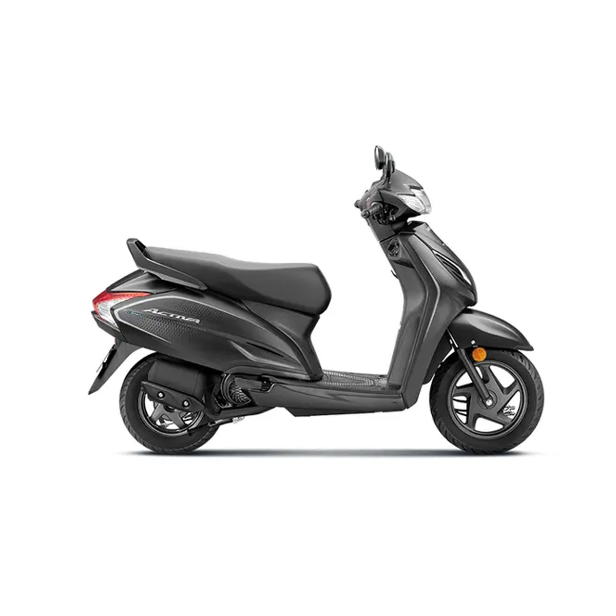 Honda Activa 6G 125 with mobile holder